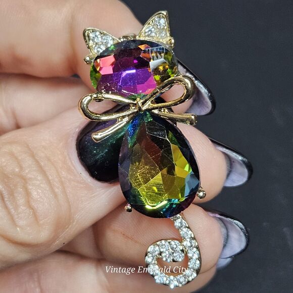 Goldtone Mr. Cat Bow Cyrstal Brooch Rhinestone Tail & Ears Iridescent Kitty Pin - Picture 3 of 13